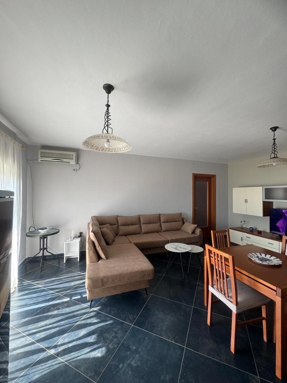 Apartment Beachfront In *